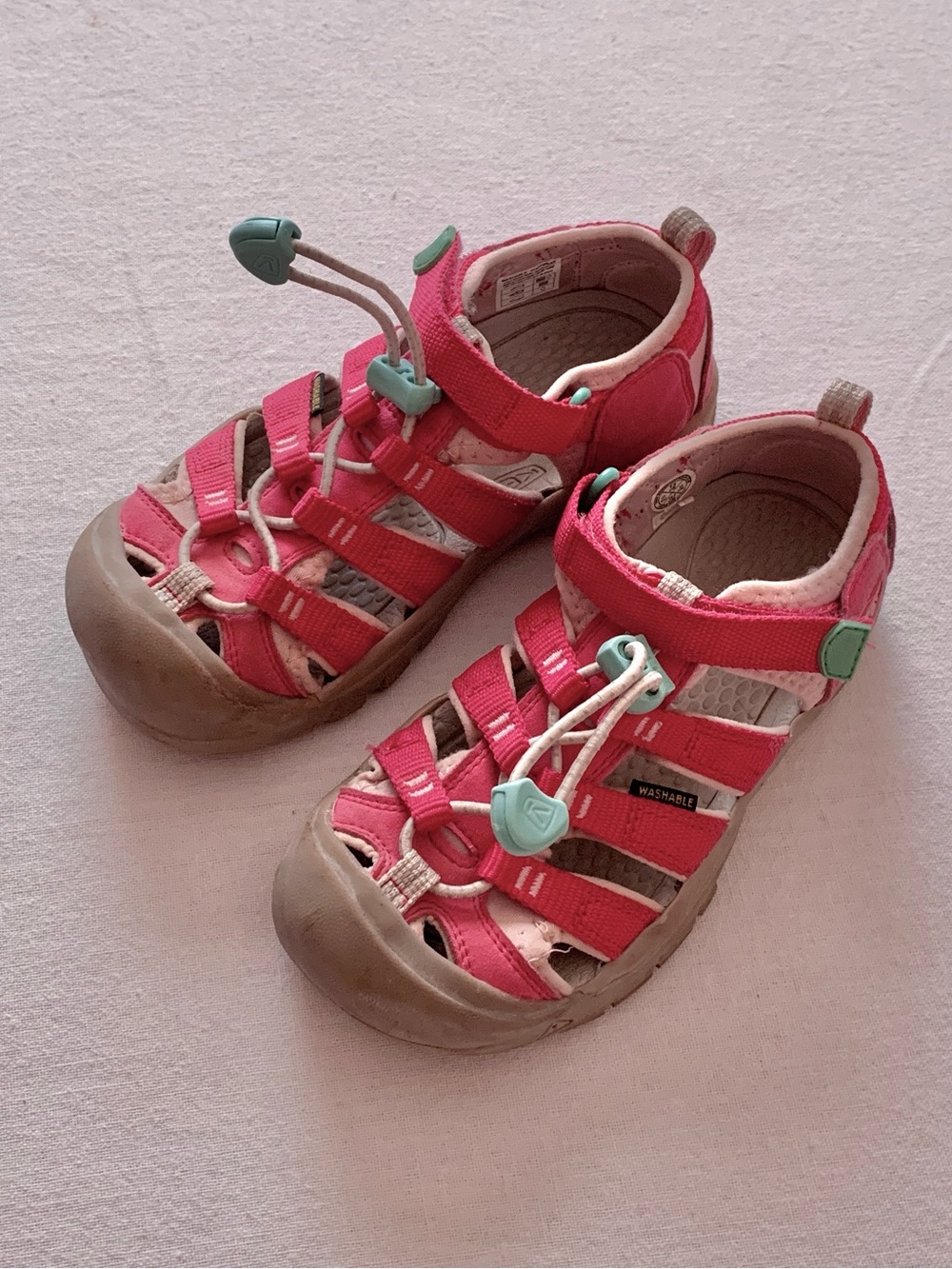 Keen Girls Pink & Mint Outdoor Hiking Washable Summer Shoes Sandals size 13